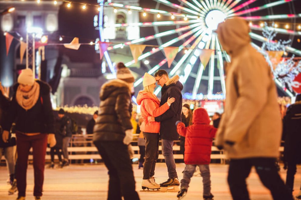 christmas market, ice skating, Dundee winterfest, 10 great reasons to visit dundee this christmas

